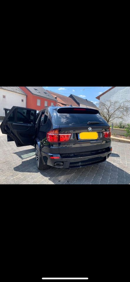 Bmw x5 40d M-packet  Voll in Trier