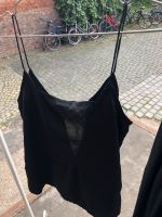 Kleiderpaket Shirt, Hose, Jacke Größe s/M Thüringen - Arnstadt Vorschau