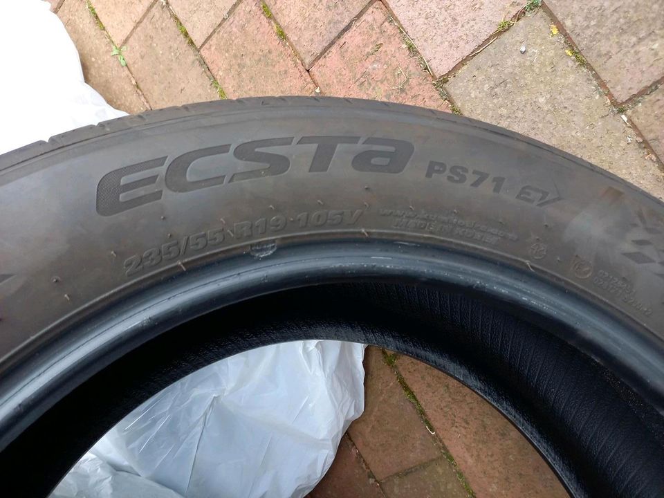 KUMHO ecsta Sommerreifen 235/55 R19 105 V in Bad Sooden-Allendorf