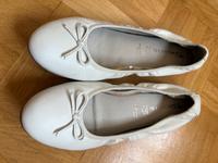 Ballerina vom Tamars, 41 Düsseldorf - Benrath Vorschau