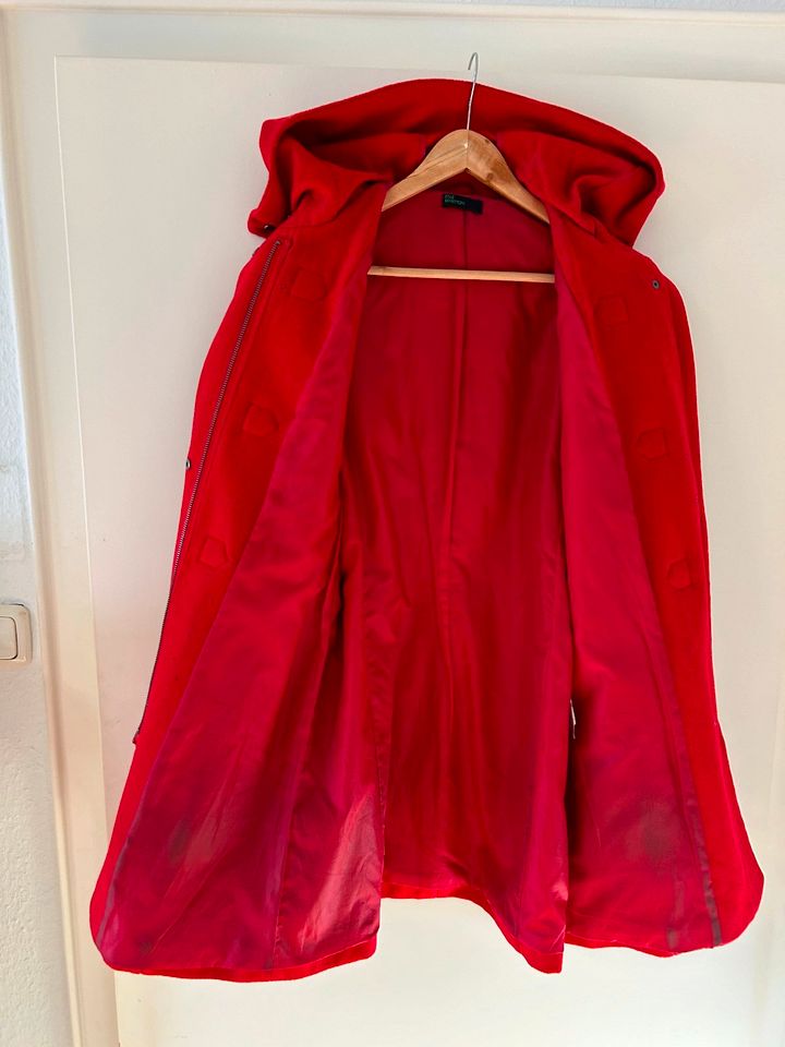 Benetton Dufflecoat Mantel Jacke rot in Essen