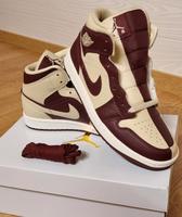 Größe 40 Nike Air Jordan 1 Mid Sneaker Unisex Schuhe Bayern - Buchloe Vorschau