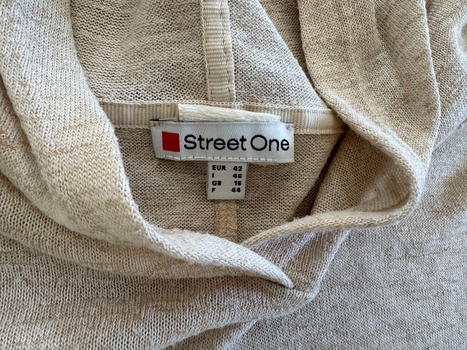 Street One Shirt Gr. 42 in Hamburg