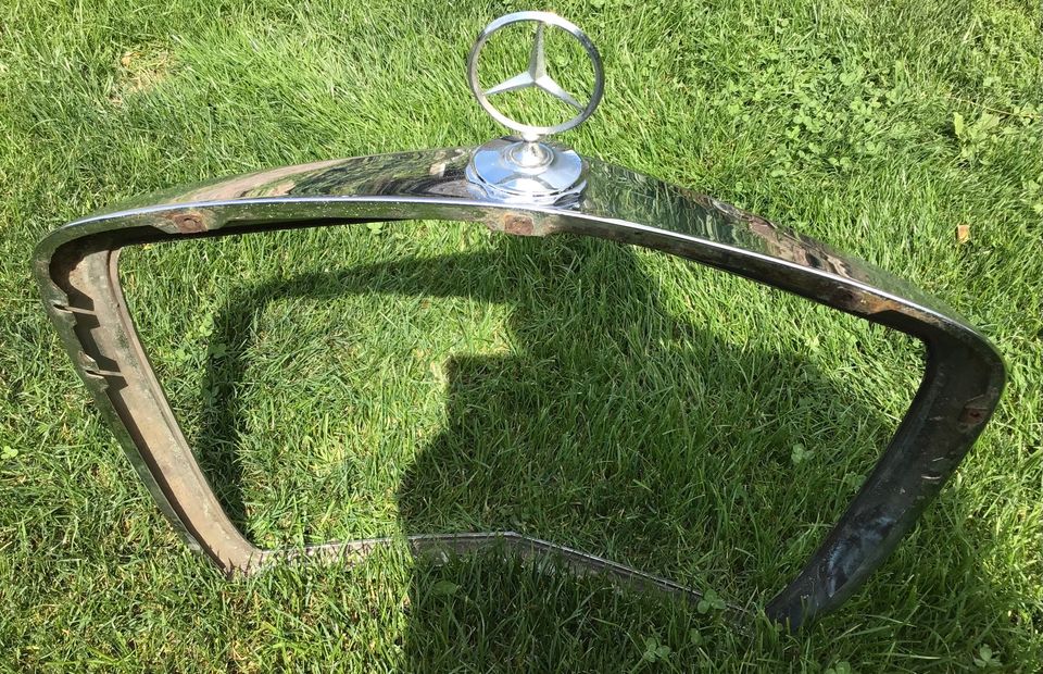 Mercedes Benz W 108 Kühler—Rahmen mit Stern in Groß Pankow (Prignitz)