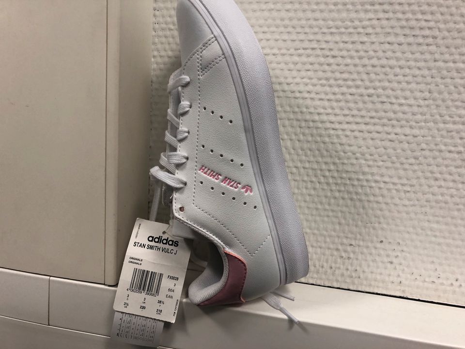 Adidas STAN SMITH VULCANS J 35,5 Größe in Ludwigsburg