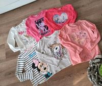 Langarmshirt Paket UA h&m Minnie Mouse Topolino Gr. 122 Nordrhein-Westfalen - Burscheid Vorschau