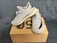 Adidas Yeezy Boost 350 V2 Schiefer Größe 39.5 Hessen - Obertshausen Vorschau
