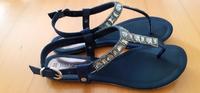 Neue Sandalen mit Zehensteg in Schwarz mit Steinen/Marco Tozzi Bayern - Velden Vorschau