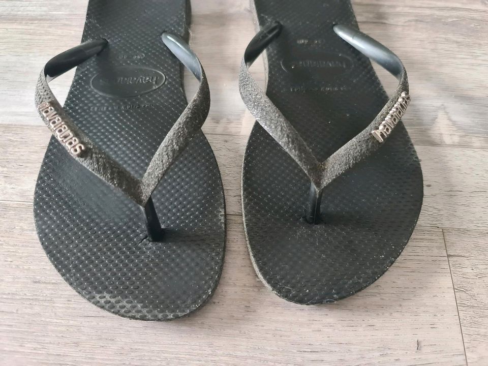 schwarze Havaianas Flip Flops Gr. 39 in Hemsbach