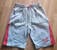 C&A Sweatsommerhose grau Größe 116/122 Nordrhein-Westfalen - Gladbeck Vorschau