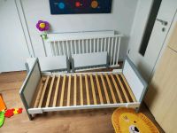 Babybett/ Kinderbett 70x140 umbaubar Niedersachsen - Hildesheim Vorschau