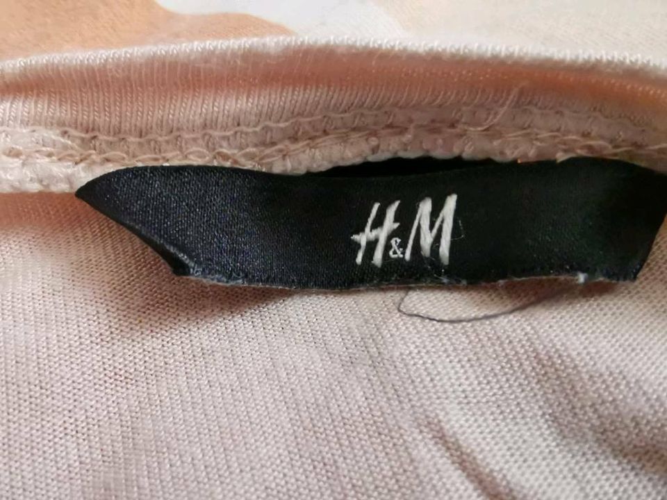 Schickes Shirt mit Fledermausärmeln von H&M in Gr S in Kahl am Main