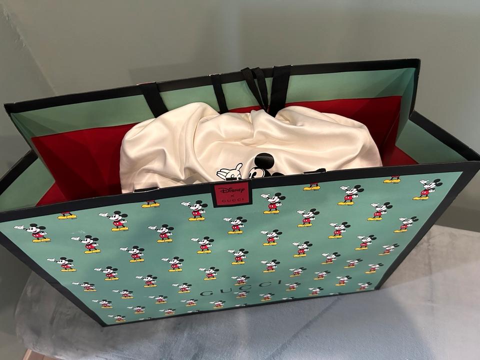 Gucci X Disney Mickey Mouse Bucket Bag Tasche Neu und Original in Wuppertal