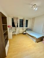 Room available for a gir in a shared apartment Berlin - Lichtenberg Vorschau