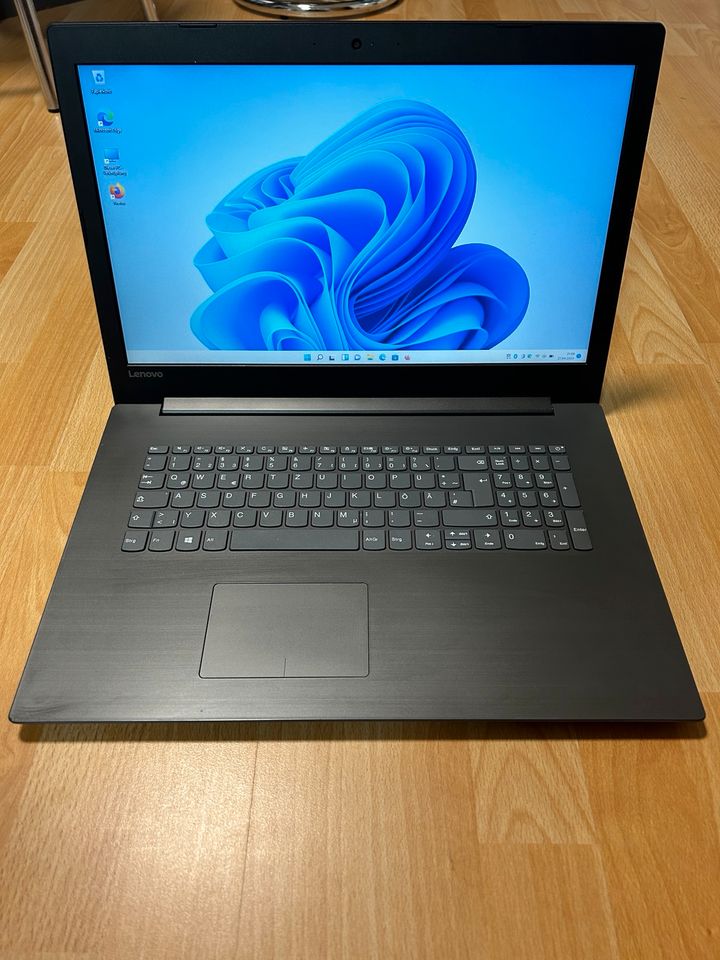 Lenovo Ideapad 320-17AST Notebook Laptop in Rosenberg (Baden)