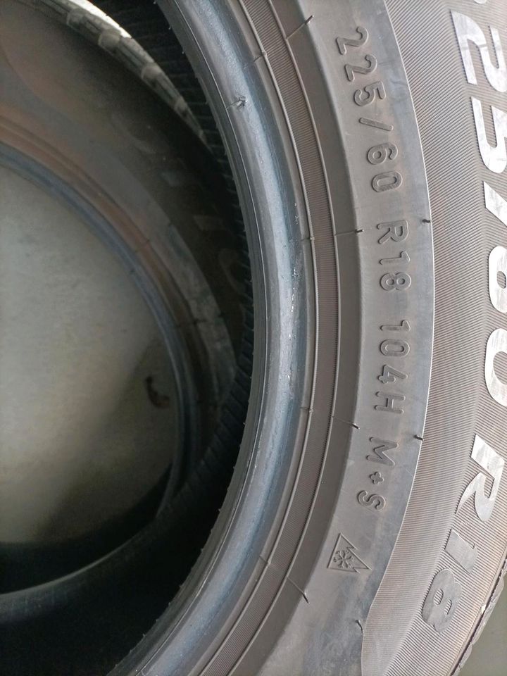 2 Winterreifen Pirelli 225 60 R18 104H DOT3021 Nr.555 in Wuppertal