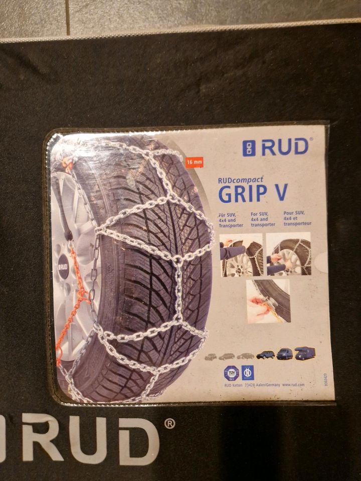 RUD Grip V Schneeketten 4x4 / Allrad / SUV / Transporter in Chemnitz