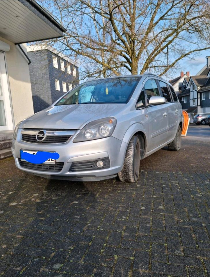 Opel zafira B Erdgas, tüv 2025 in Kürten
