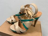 Via Uno Leder Sandalen / Pumps Schuhe Damen Gr. 40 - NEU Brandenburg - Potsdam Vorschau