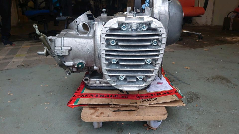 Ural K750 Motor + Getriebe in Halle