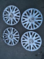 4x Original 16" Zoll Radkappen 5K0601147H VW Golf 6 7 VII TOP Nordrhein-Westfalen - Bad Oeynhausen Vorschau