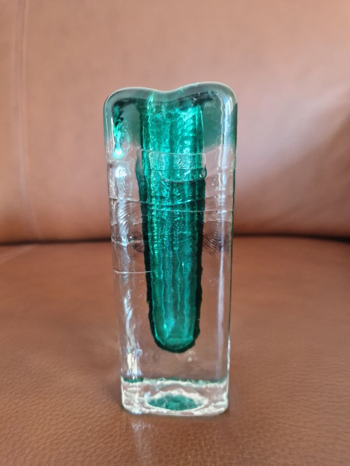 Wunderschöne Klarglas Blockvase Grün, H 13.5 cm, SEHR GUT in Paderborn