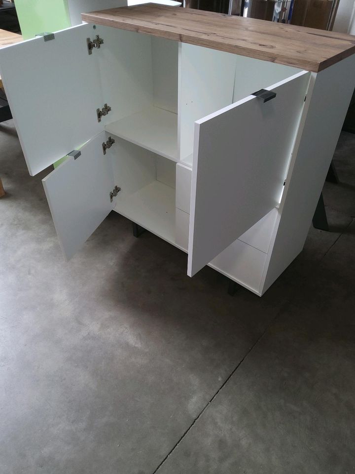 Highboard weiss matt - Asteiche  B/T/H 100/40/110 cm in Bielefeld