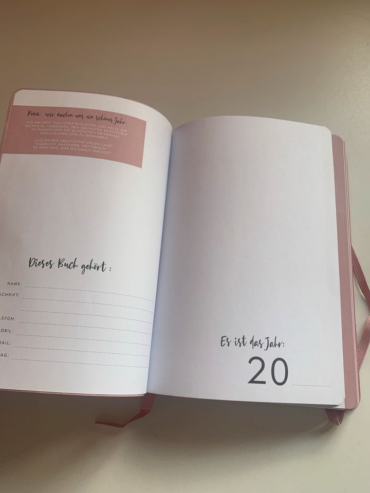 Kalender, Tages-/Monats-/Jahresplaner, Tagebuch, Taschenbuch in Neunkirchen