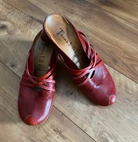 Rote Schuhe von Think! Gr. 40 Berlin - Steglitz Vorschau