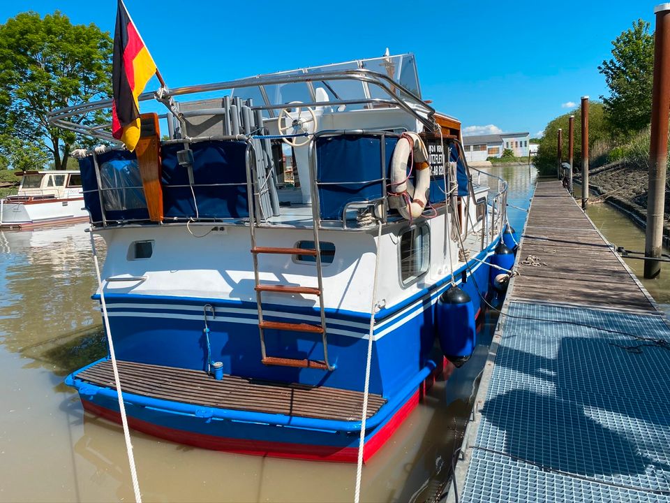 Motorboot Stahlverdränger in Haddorf