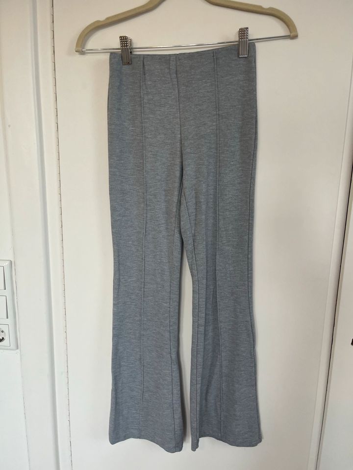 *Zara* Hose Größe 146 152 in Fleckeby