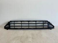 Volvo XC60 II Gitter Grill Vorne Stoßstange Mitte Unten 32296070 Wandsbek - Hamburg Tonndorf Vorschau