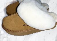 Ugg Stiefel / Winter Latschen / Winter Schuhe Schleswig-Holstein - Ellerau  Vorschau