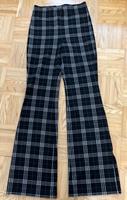Hose mit Karo-Muster und Schlitzen am Bein Hessen - Calden Vorschau