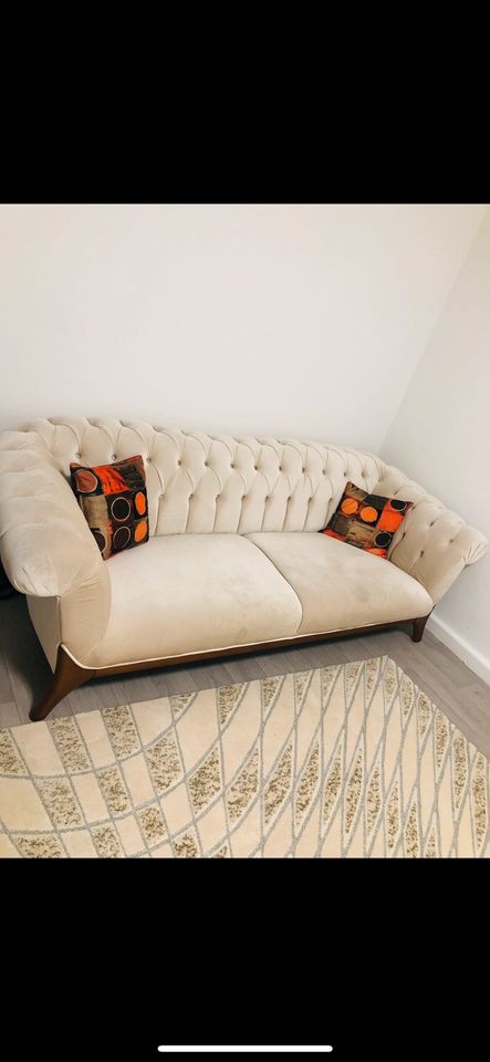 Chesterfield Sofa 4 in Kamp-Lintfort