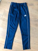 Trainingshose von Adidas Gr 152 Rheinland-Pfalz - Andernach Vorschau