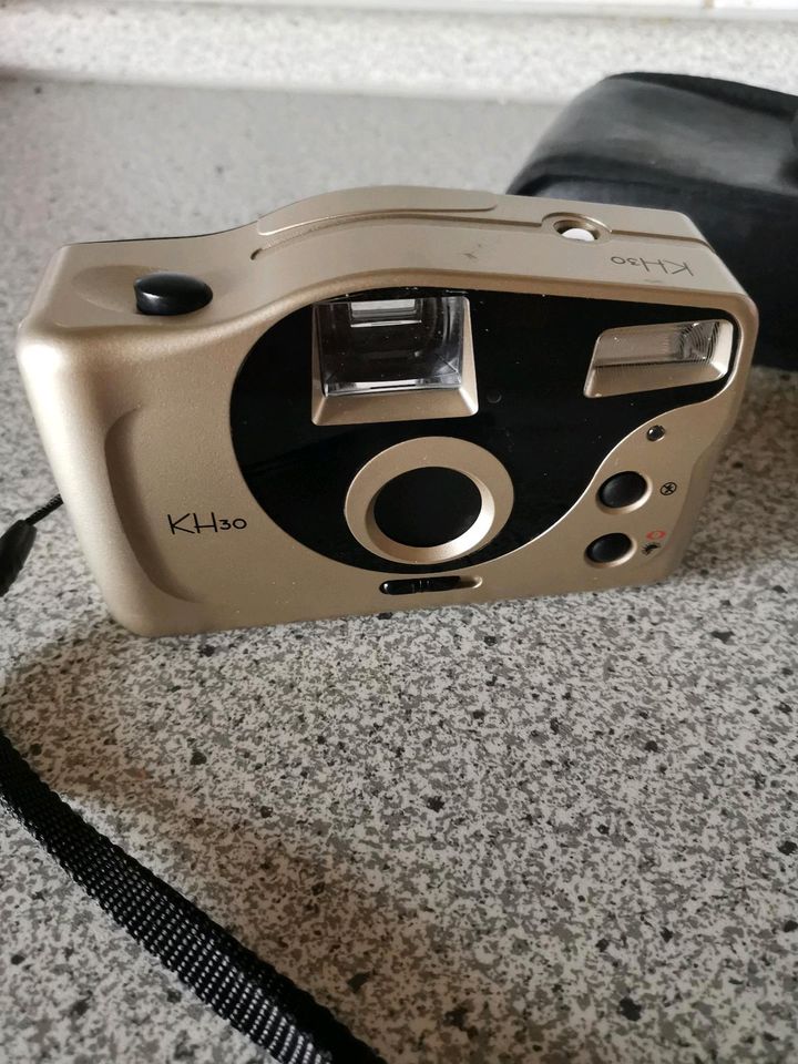 Analog Fotoapparat KH30 mit Tasche in Weitefeld