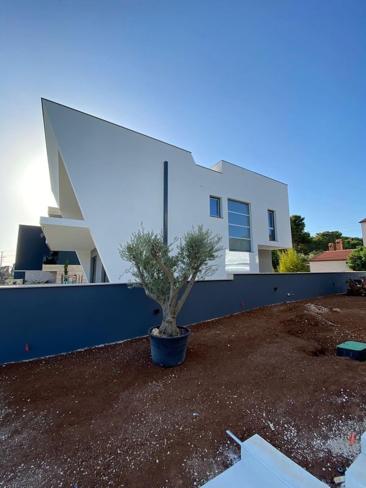 Istrien, Medulin, Top Haus am Meer 1,5 km zum Strandt mit Panoramablick auf das Meer, unvollendet in Freiberg