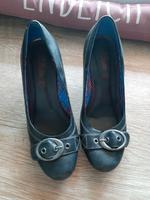 Pumps 38 schwarz mit Schnalle S. Oliver Bayern - Bad Rodach Vorschau