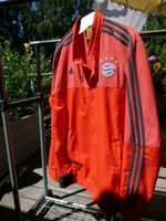 Paket Bayern, FCB, Jacke,Sweatjacke, Hemd im Paket Hessen - Herborn Vorschau