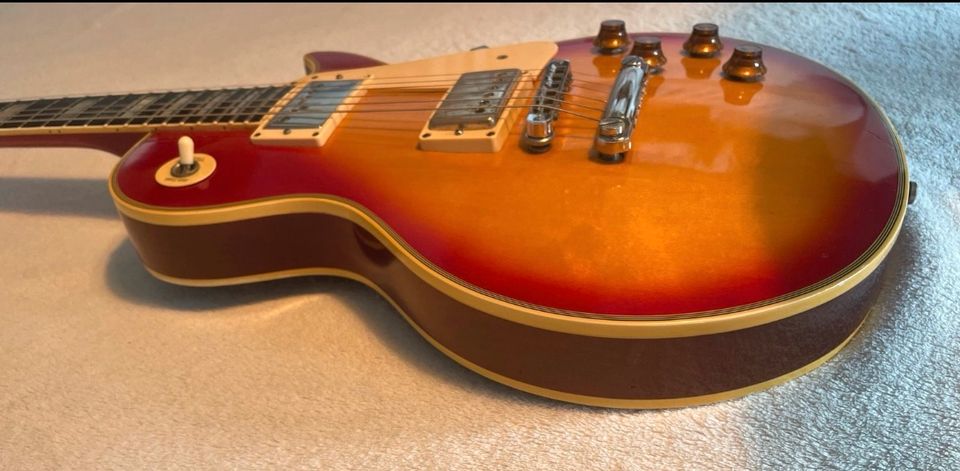 Gibson Les Paul Custom 1981 cherry sunburst with case in Bad Honnef