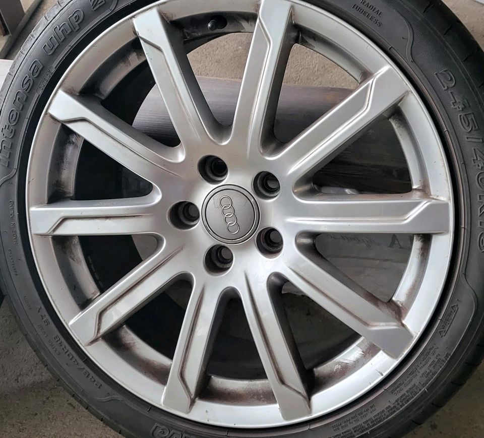 Audi Felgen 245/ 40 R18 in Unterschönau