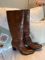 Stiefel, Lederstiefel, Cognac braun, 39, schmal Niedersachsen - Berumbur Vorschau
