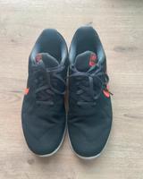 Schwarze Nike Sportschuhe Größe 40,5 Hessen - Biedenkopf Vorschau