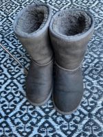 Ugg classic short boots Größe 38 Grau München - Laim Vorschau