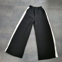 Jogginghose schwarz/weiß Gr. 164 / XS Rheinland-Pfalz - Essenheim Vorschau