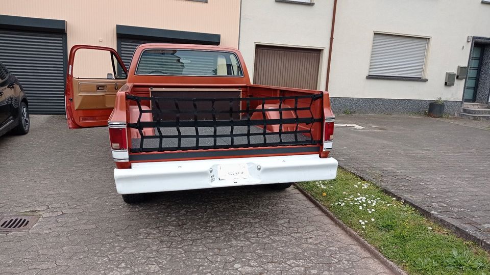 Chevrolet C20  Pick Up / Oldtimer / H Kennzeichen in Illingen