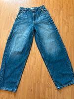 Bershka Jeans Skater Gr. 34 Nordrhein-Westfalen - Wipperfürth Vorschau