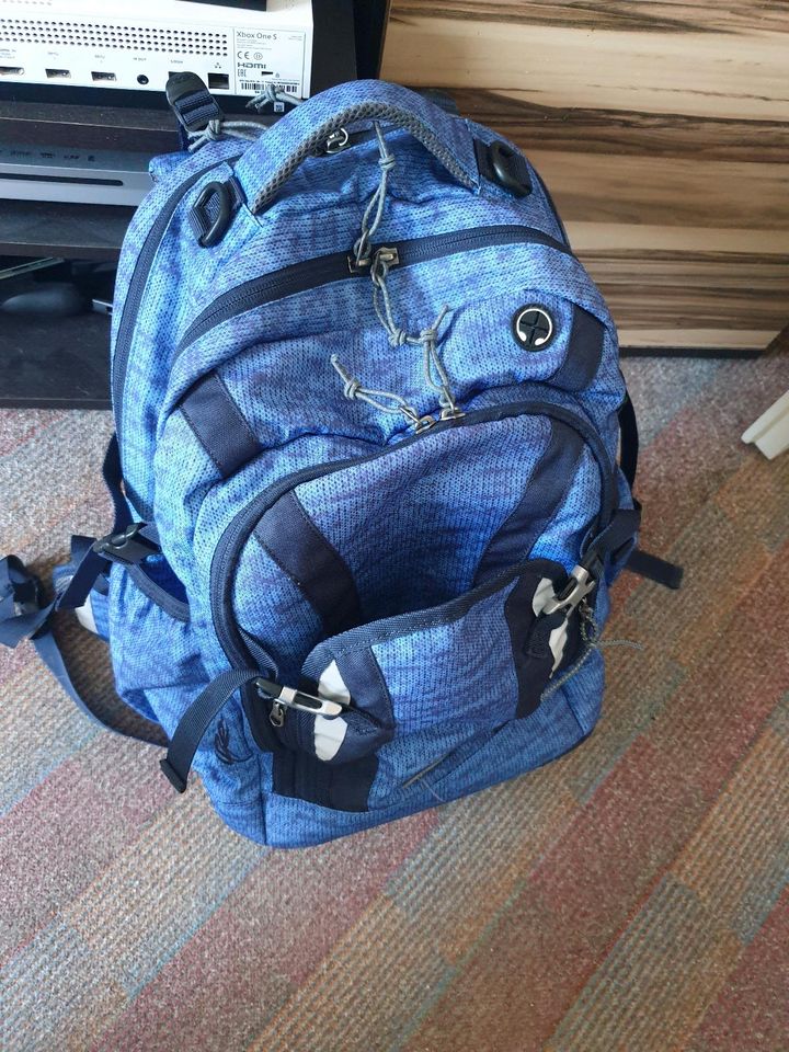 Schulrucksack in Blau in Ichenhausen