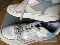 Bench Sneaker weiß Pastell Gr.39 Baden-Württemberg - Emmendingen Vorschau